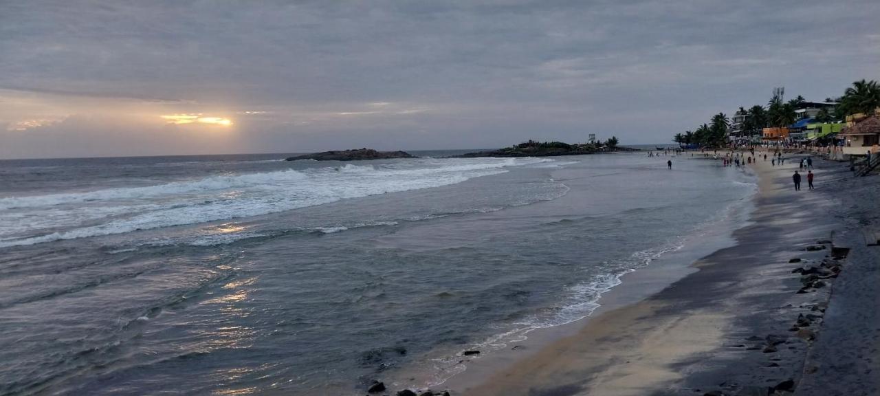 Packbag Beach Hotel Kovalam Exterior photo