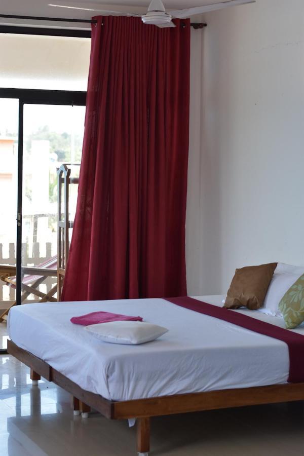 Packbag Beach Hotel Kovalam Exterior photo