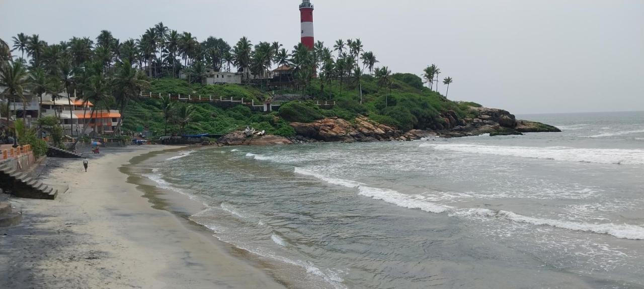Packbag Beach Hotel Kovalam Exterior photo