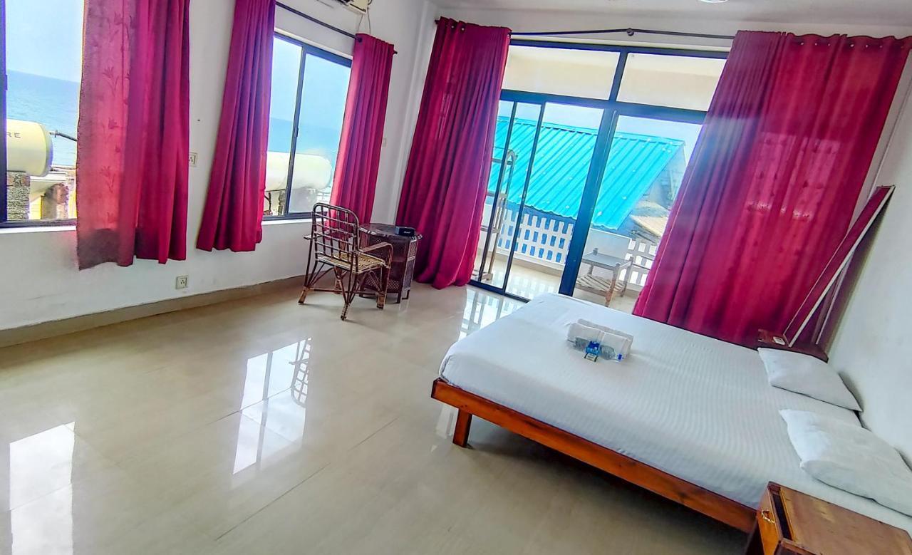Packbag Beach Hotel Kovalam Exterior photo