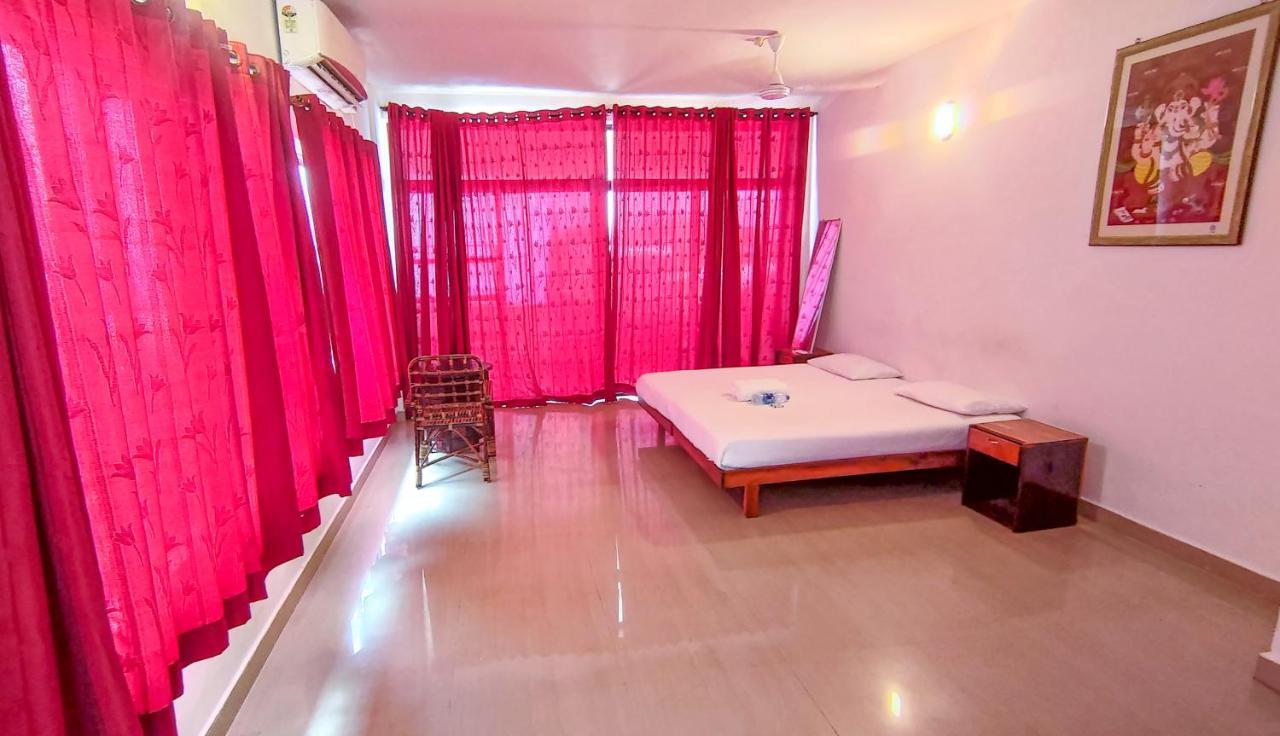 Packbag Beach Hotel Kovalam Exterior photo